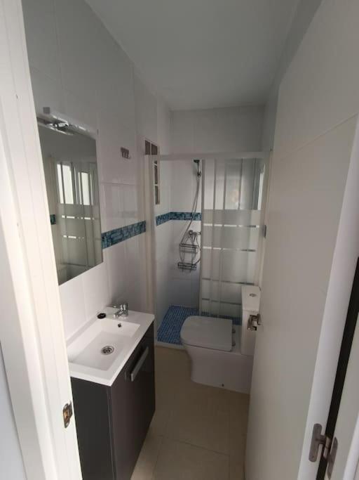 Ferienwohnung Estupendo Piso Renovado A 30 Metros De La Playa Almería Exterior foto