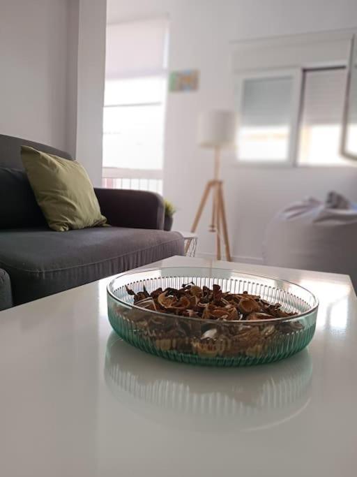 Ferienwohnung Estupendo Piso Renovado A 30 Metros De La Playa Almería Exterior foto